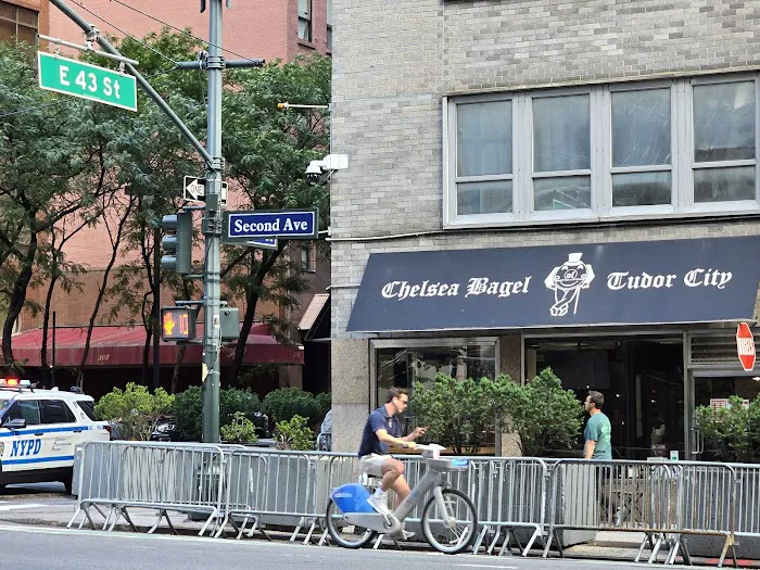 Chelsea Bagel of Tudor City Picture 3