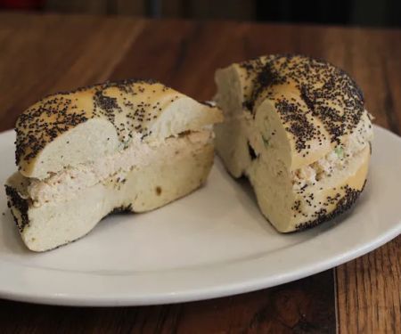 Finn’s Bagels