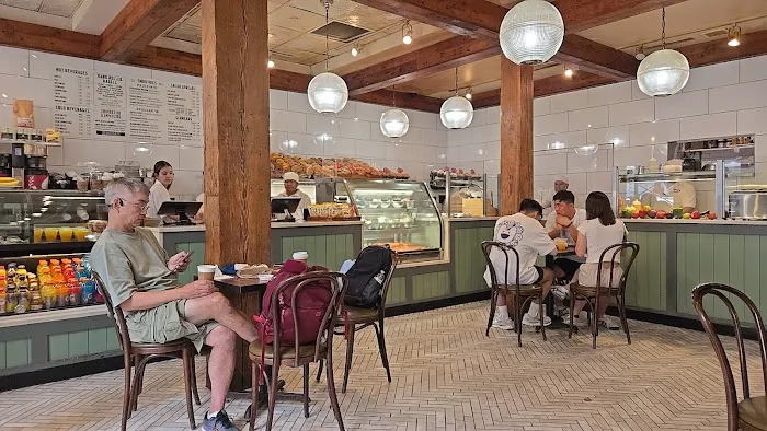 Finn’s Bagels Picture 3