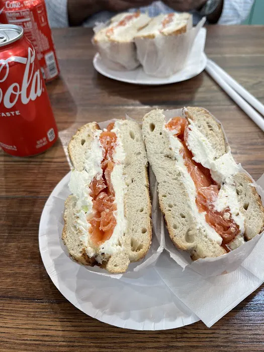 Finn’s Bagels Picture 10