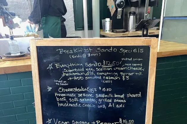 Dolly's Coffee Shop