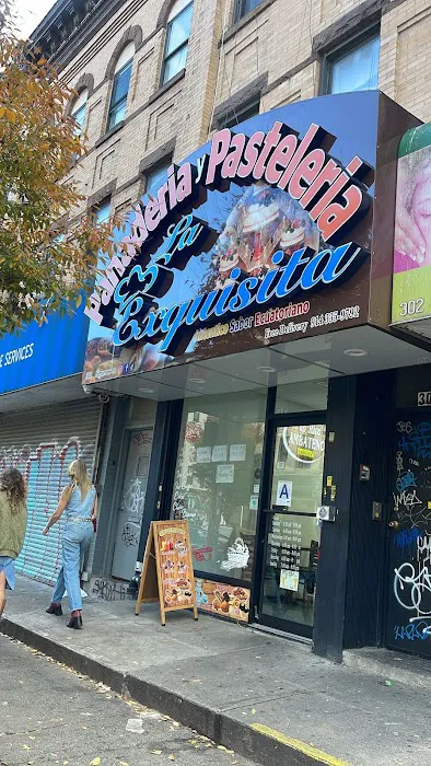 La Exquisita bakery Picture 3