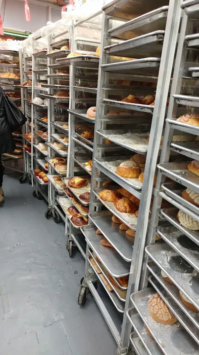 Gaby's Bakery Picture 5