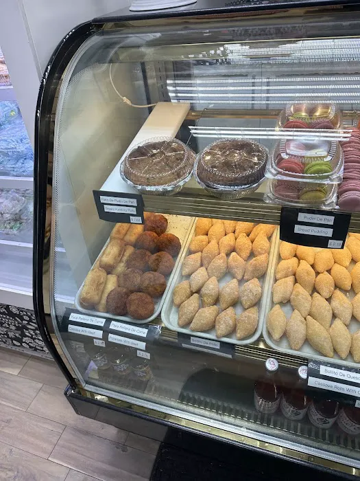 Angela's Bakery Picture 8