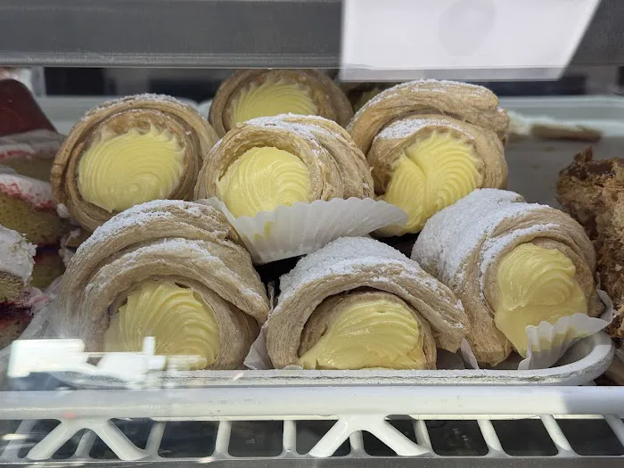 Pariscien Bakery Picture 5
