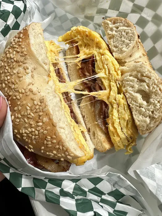 Leon’s Bagels Picture 7