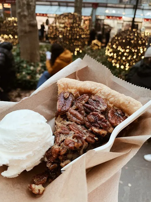 Winter Pie Shop Picture 3