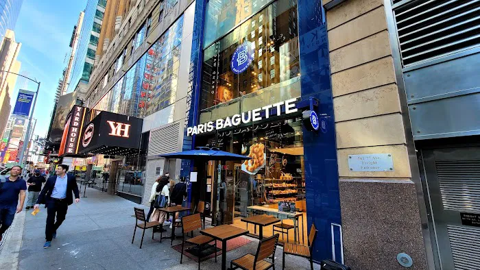 Paris Baguette Picture 1