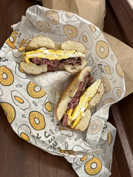 Black Seed Bagels Picture 2