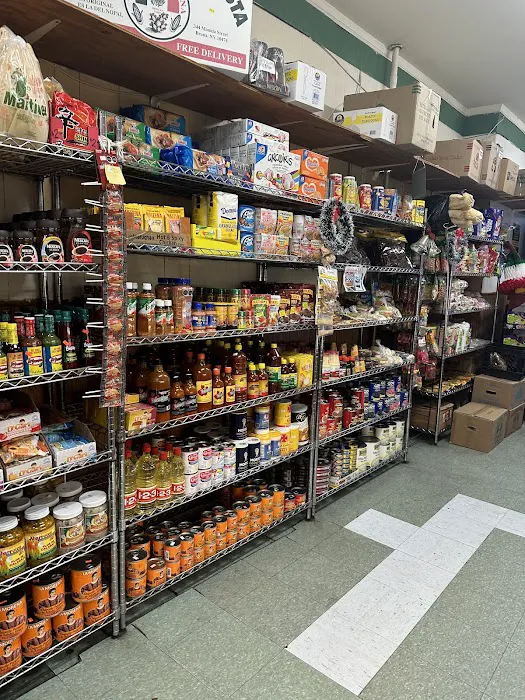 Armandos Grocery & Bakery Picture 3