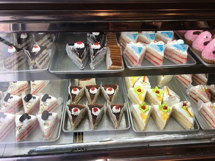 Calibella Bakery & Piqueteadero Picture 6