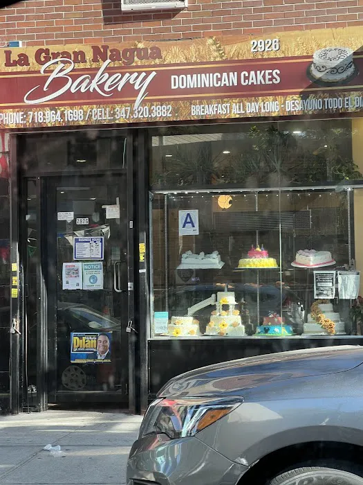 La Gran Nagua Bakery Picture 4