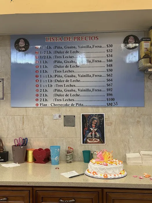 La Gran Nagua Bakery Picture 7