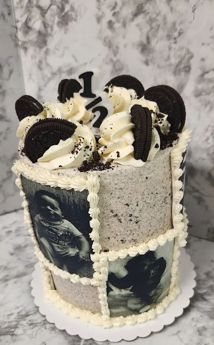 A BUY Custom Cakes Picture 1