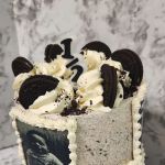 A BUY Custom Cakes