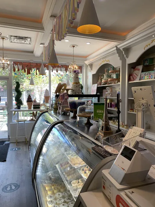 Iva’s Sweet Parlour Picture 7