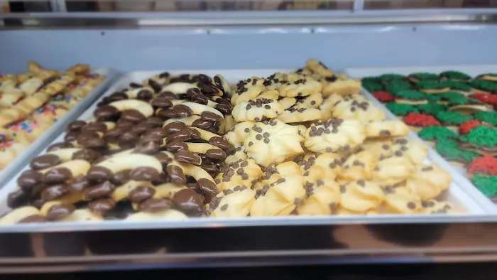 Calibella Bakery & Piqueteadero Inc. #2 Picture 10