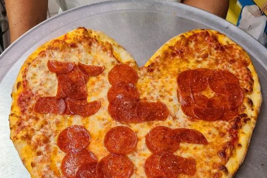 Generoso's Bakery Cafe & Pizzeria