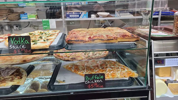 Generoso's Bakery Cafe & Pizzeria Picture 3