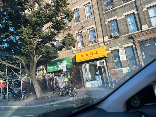 Full Doe Bakery Picture 6