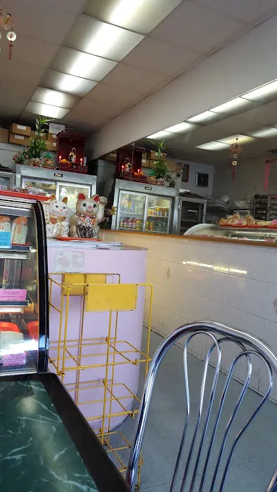 Full Doe Bakery Picture 9
