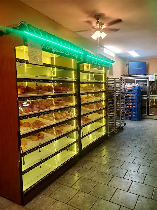 El Aguila Bakery Picture 2