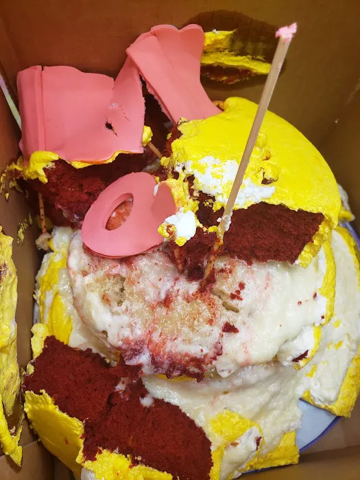 J & J Delicious Cakes Picture 10