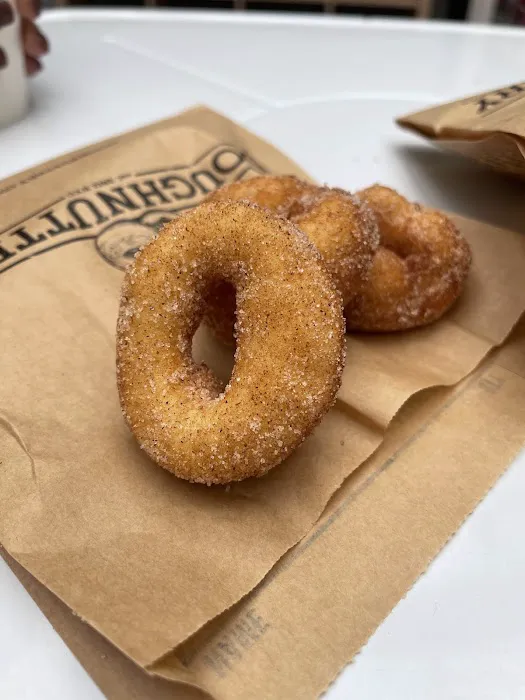 Doughnuttery Picture 8