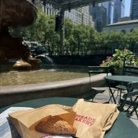 Breads Bakery ico