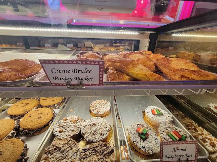 Carlo's Bakery 1500 Broadway Picture 2