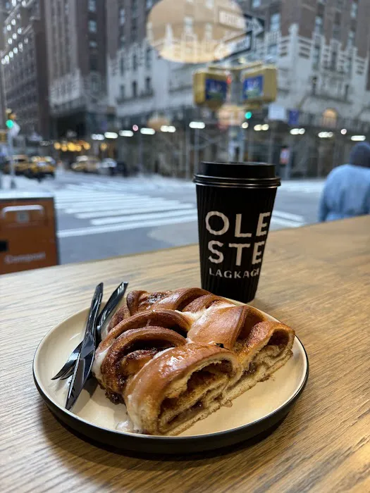 Ole & Steen Picture 6