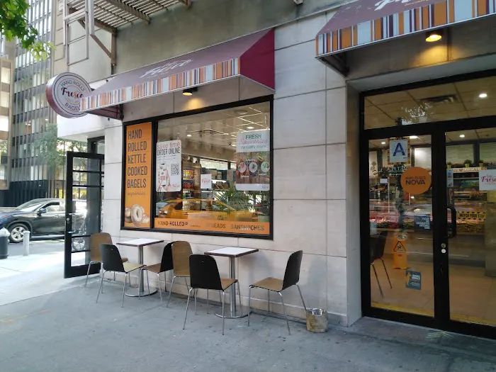 Cafe Fresco UN Picture 3