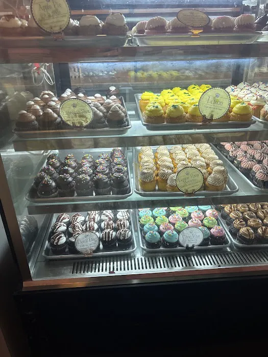 Buttercup BakeShop Picture 5