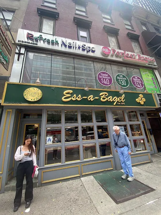 Ess-a-Bagel Picture 1
