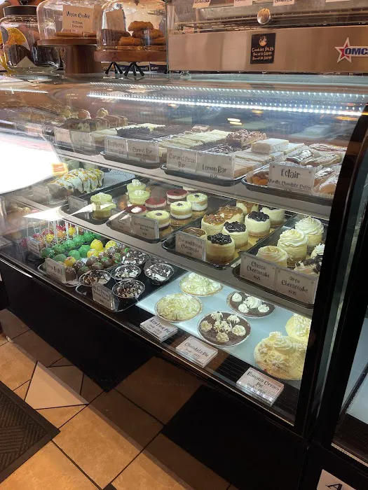 Crumbly Cafe & Bakery Picture 1