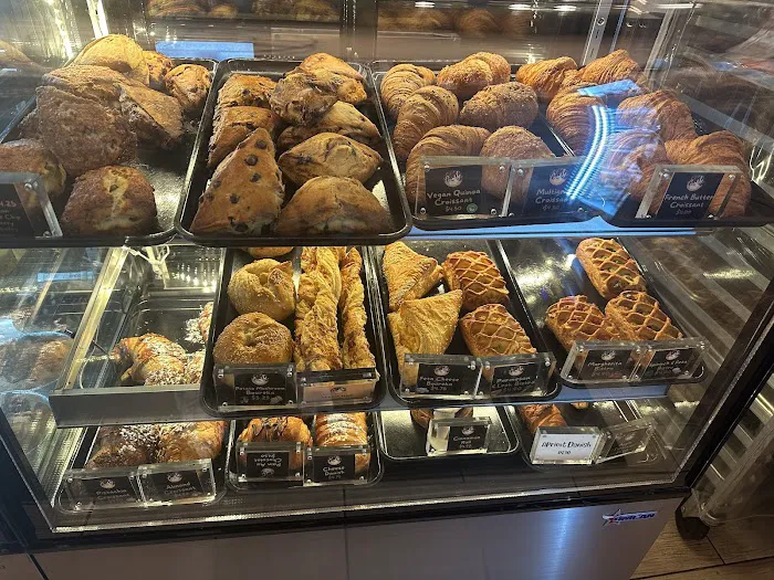 Crumbly Cafe & Bakery Picture 10