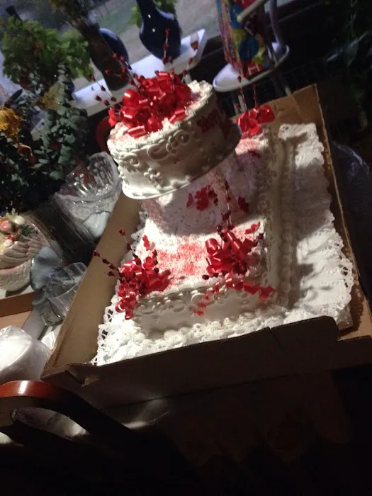 Nelly's Cake & Party Supply Picture 9