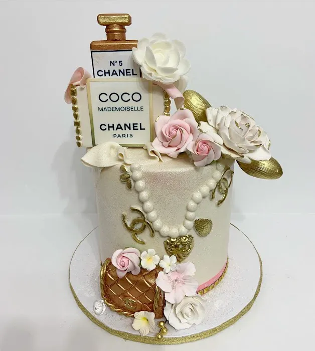 Cakes by Madelin Bakery Picture 5