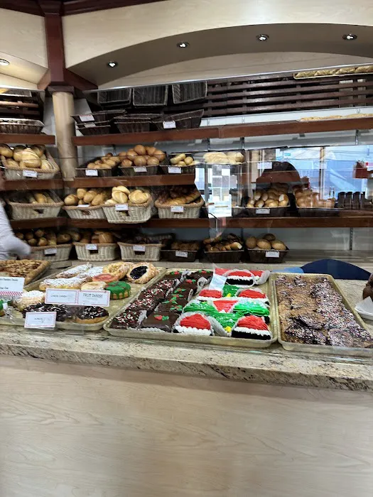 Grimaldi Bakery Picture 4