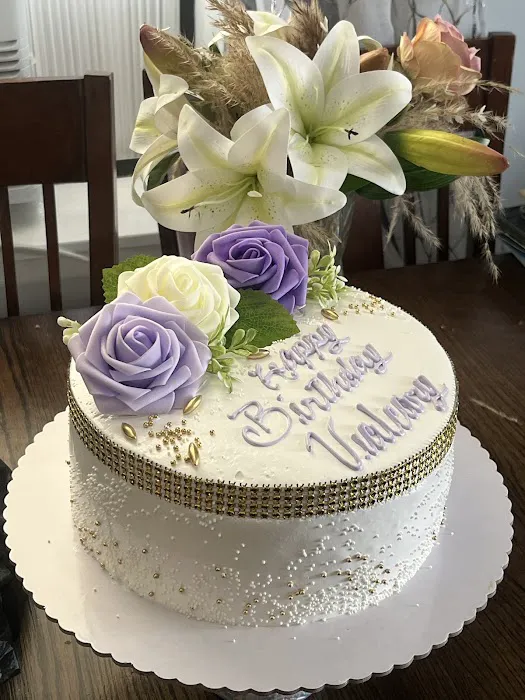 Desire's Dominican Cakes Picture 6