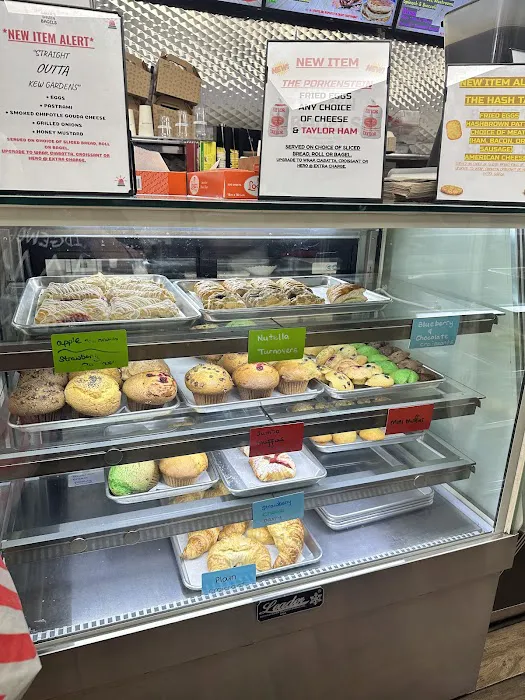 Baker’s Dozen Bagels Picture 4