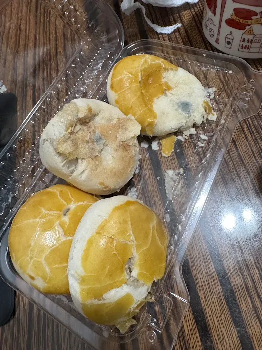 Dragon Bay Bakery Picture 9