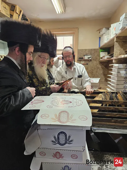 Boro Park SEDER Matzah Bakery Picture 9