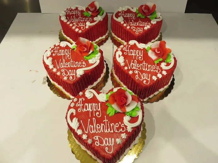 Shloimy's Bakery Picture 8