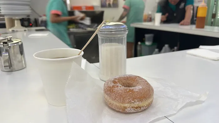 Peter Pan Donut & Pastry Shop Picture 4