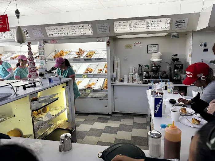 Peter Pan Donut & Pastry Shop Picture 8