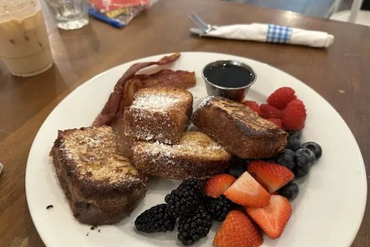 Charlotte Patisserie