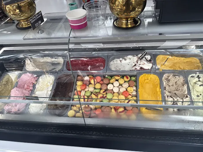 NY Bakery and Desserts Picture 4