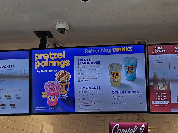 Cinnabon Picture 10