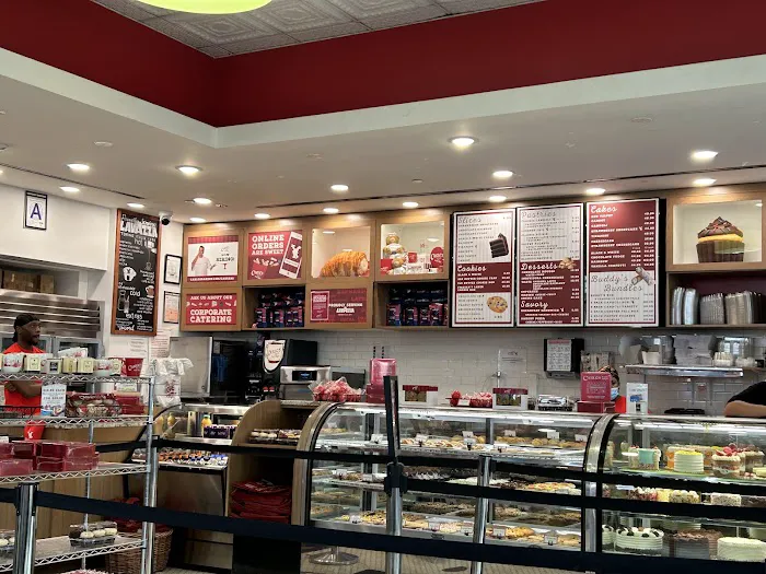 Carlo's Bakery Picture 8